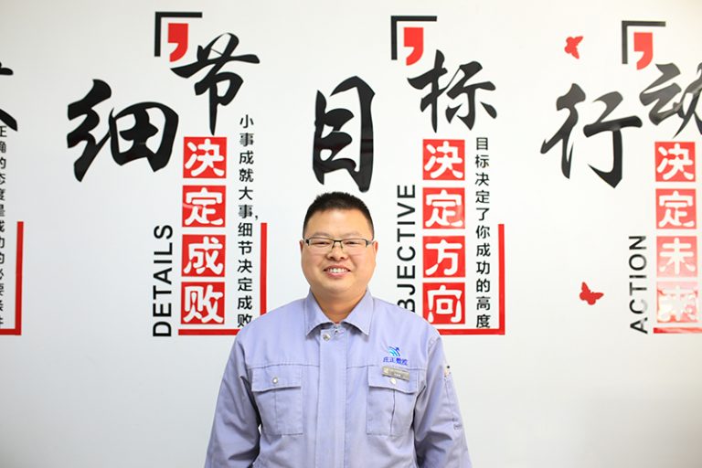 团队照片-16